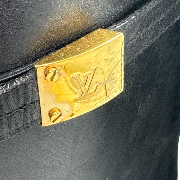 Authentic Louis Vuitton riding boots - Picture 8 of 13